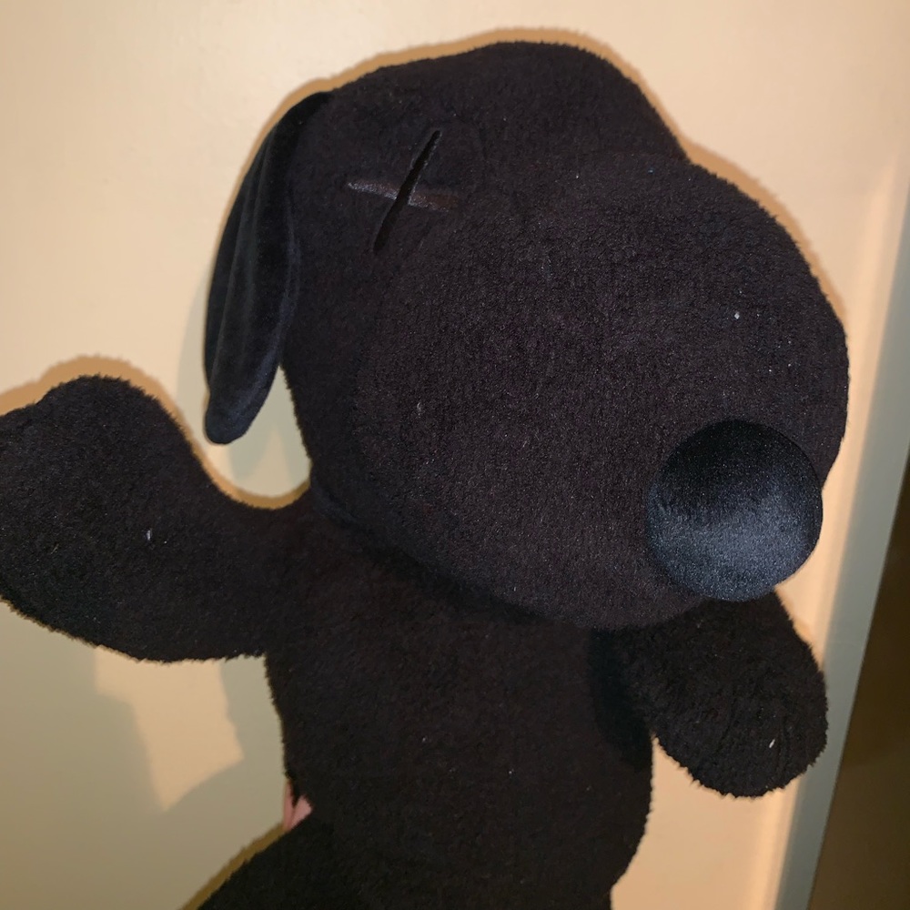 *PRICE FIRM* KAWS x Peanuts Uniqlo Snoopy Plush